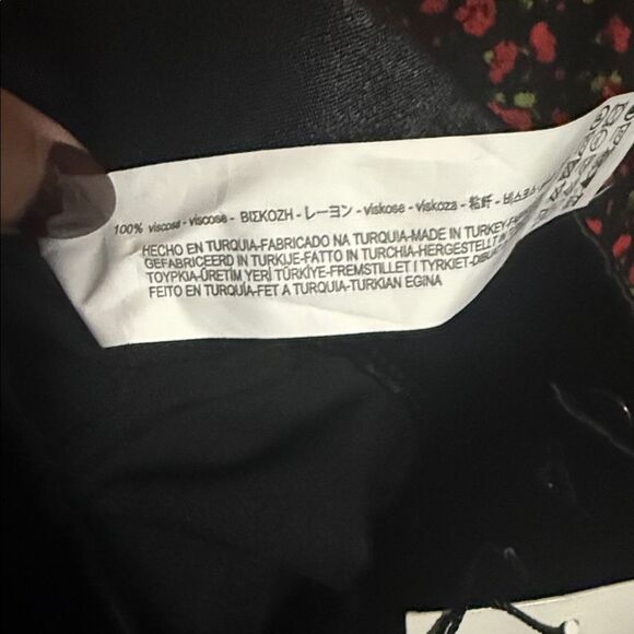 Zara Black Silk Shorts - BRAND NEW - NWT - Picture 6 of 7